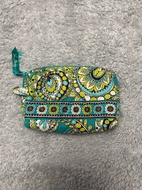 Vera Bradley Quilted Blue/Green Pattern Y2K Zipper Pouch